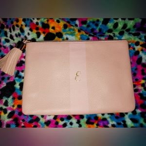 G.I.L.I Leather cosmetic bag